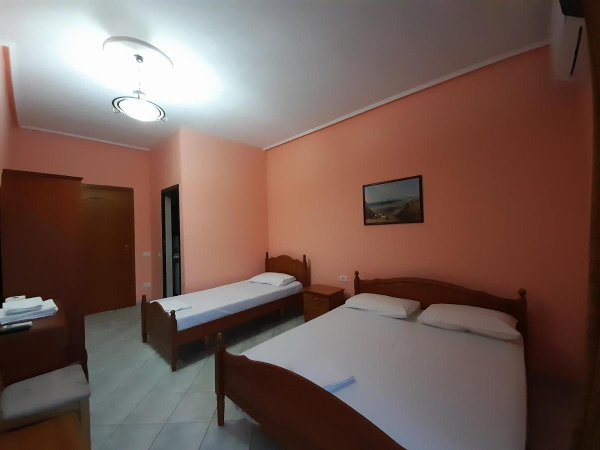 Hotel Rossi Vlorë Εξωτερικό φωτογραφία