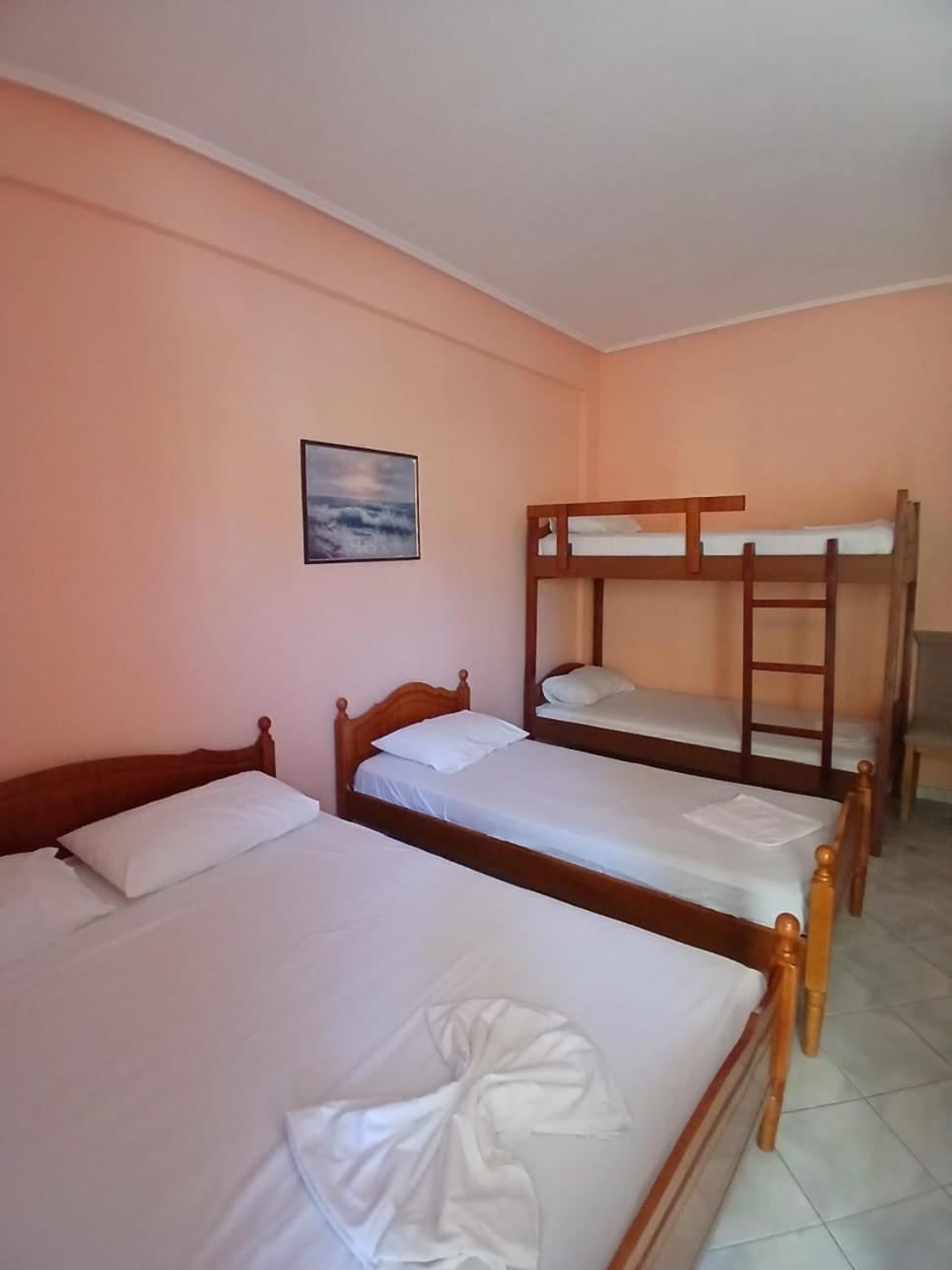 Hotel Rossi Vlorë Εξωτερικό φωτογραφία