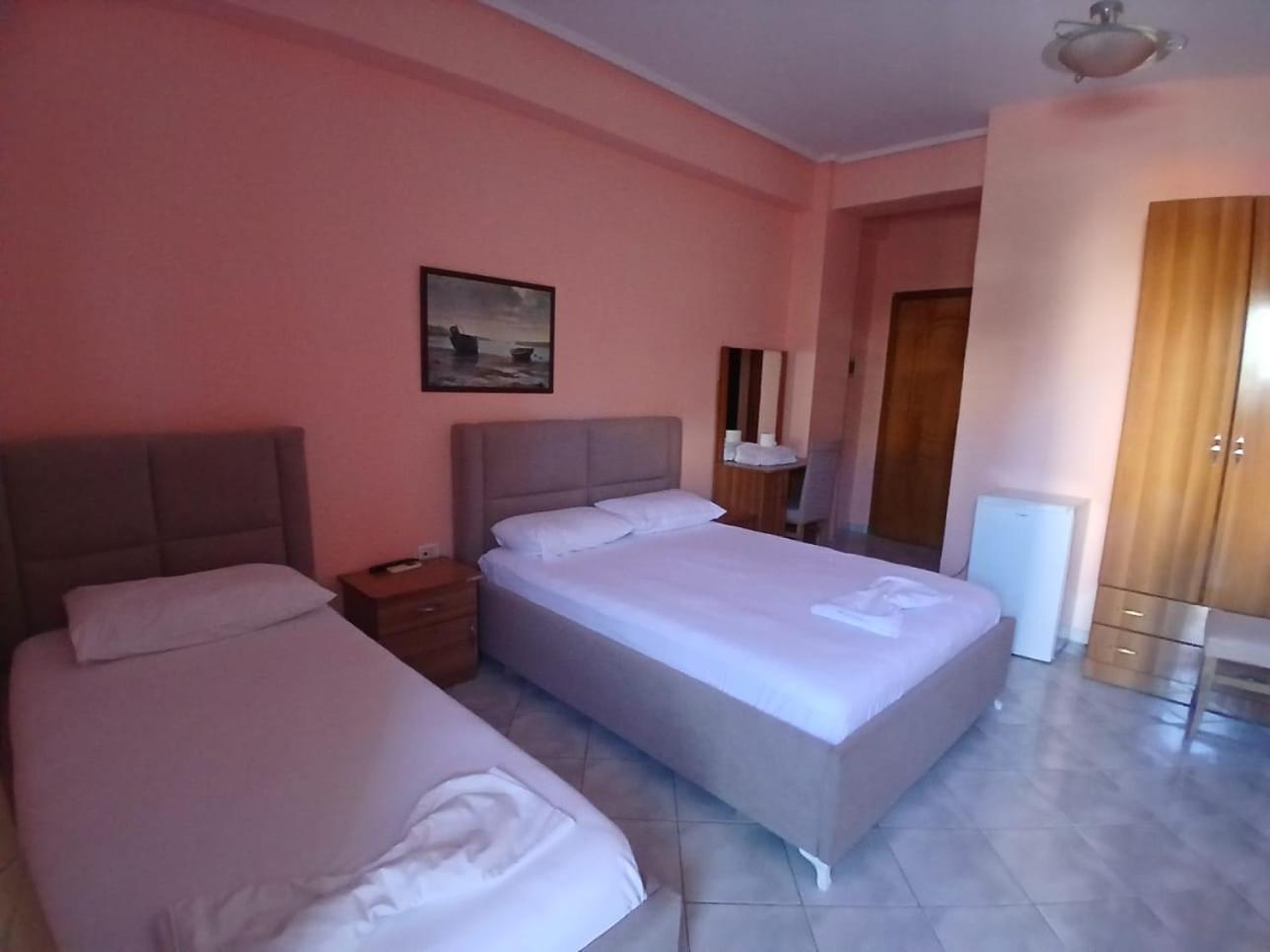 Hotel Rossi Vlorë Εξωτερικό φωτογραφία