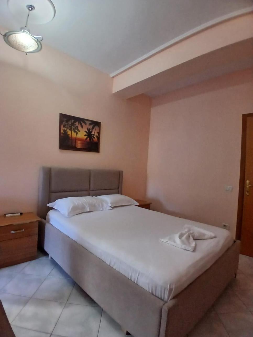 Hotel Rossi Vlorë Εξωτερικό φωτογραφία